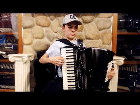 BELTPLAYIII72 - Black Beltuna Play III 72B Luxe Piano Accordion LMM 34 72 $3999