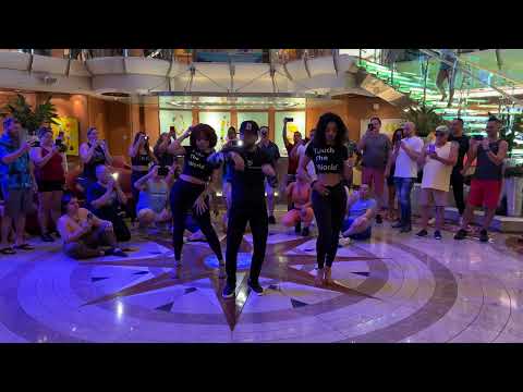 BACHATA Footwork with Island Touch Pro [LA ALEMANA x TIGUERE x BIANCA]
