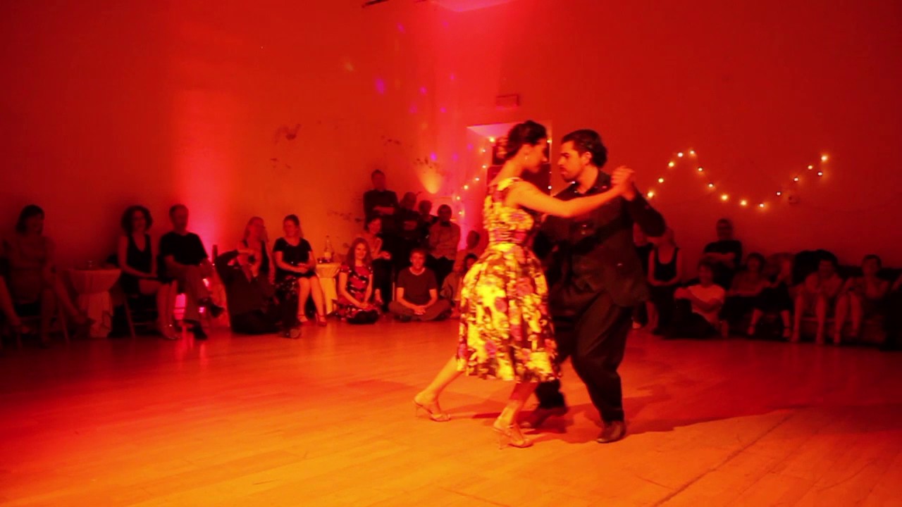 Video thumbnail for Tangosafari Arezzo 2017 / Majo Martirena & Rodrigo Fonti - Beatbox improvitation Adrian Luppi/ 3