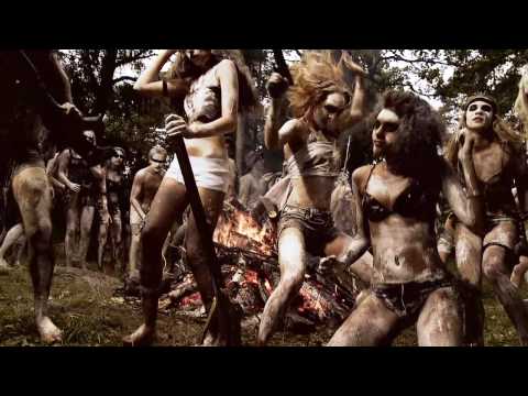 Maskinen - Dansa Med Vapen feat. Marina Gasolina (Official Music Video)