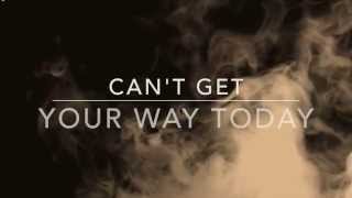 SKY FERREIRA - TRACES (LYRIC VIDEO)