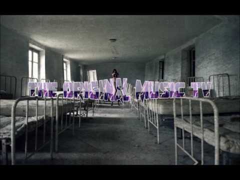 Fiascoo - StoryTeller [Bass Boosted]