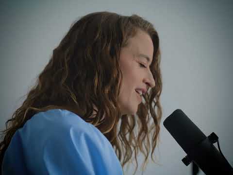 Meg Washington 'Lazarus Drug' (solo piano)