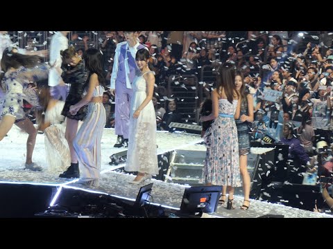 180811 fancam Kcon LA 2018 Day1 ending focus twice/momoland