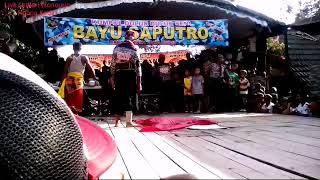 Download lagu Super lucu Mr.Boneng vs Tata Waria BAYU SAPUTRO LIVE Lestari mp3