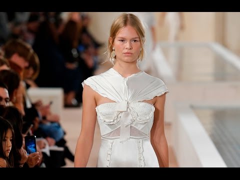 Balenciaga Spring 2016 Ready-To-Wear PFW