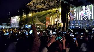 Download lagu Setia band - Biarkan jatuh cinta | Konser di Bukittinggi #setiaband #setiaku #bukittinggi mp3 Download lagu Setia band - Biarkan jatuh cinta | Konser di Bukittinggi #setiaband #setiaku #bukittinggi mp3