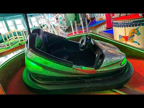 FAIRGROUND THEMED MINI GOLF At the Brand New Putt Hutt at Clarence Pier - Brilliant 🤩