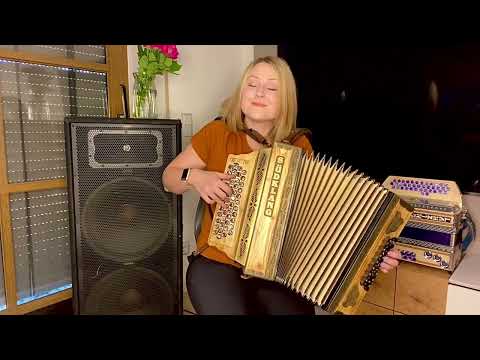 In der Bergen - Na Roblek ( Avsenik) - Katja Kaučič