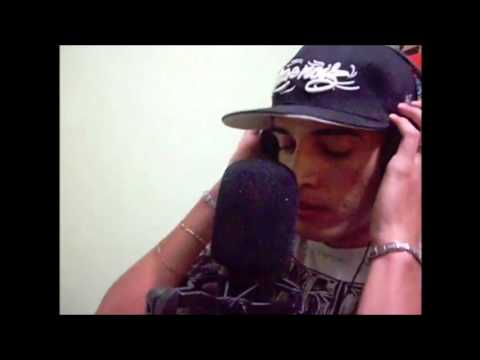 Mc Dhiegu - Medley #4 - Música Inédita [AO VIVO]