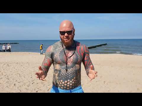 Śmigus dyngus w wykonaniu Prezesa Campingu Pod Brzozami