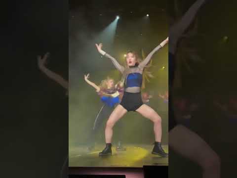 190120 LISA SWALLA SOLO DANCE STAGE - BLACKPINK