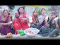 बिसारती आई सामान बेचने रोली जौनपुरिय�