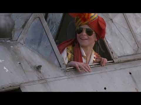 Empire of the Sun (1987) - Jamie "Jim" sees the Japanese army for the first time