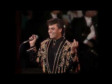 JUAN GABRIEL 4K - Popurrí Bellas Artes ***La Negra tomasa, Caballo viejo, Adoro*** (Video Censurado)
