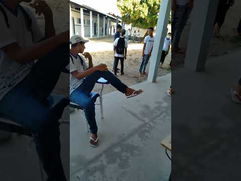 Briga Na Escola Estadual Professor Benedito de Moraes #escola #shorts #viral