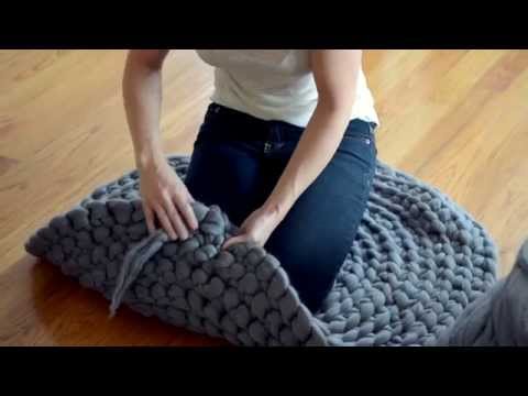 How to Crochet a Giant Circular Rug - No-Sew