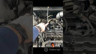 How to test compression.   Engine compression check.  Check compression on a motor.