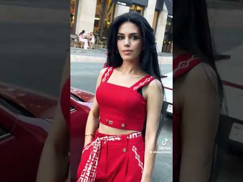 Beautiful 💕Elena Yerevan 🎸on TikTok #foryou #elenayerevan #guitar #amor