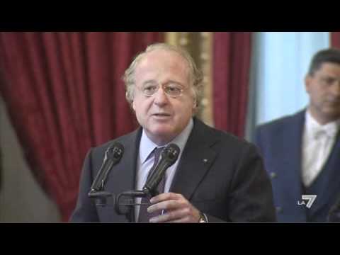 Tg La7 16/03/2011 - Petrolio libico: fornitura interrotta