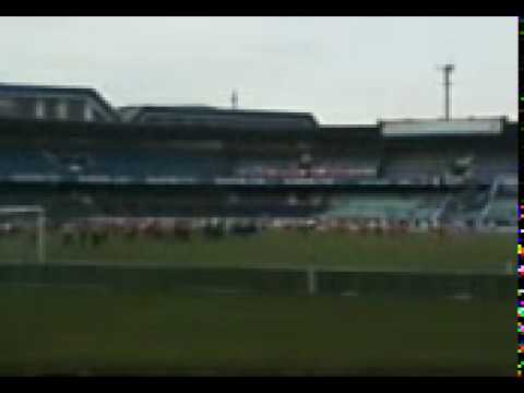 grêmio 4 x 1 inter-sm entrada do grêmio em campo.mp4