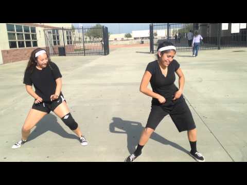 Julieta dancing to Yiken-Priceless da ROC