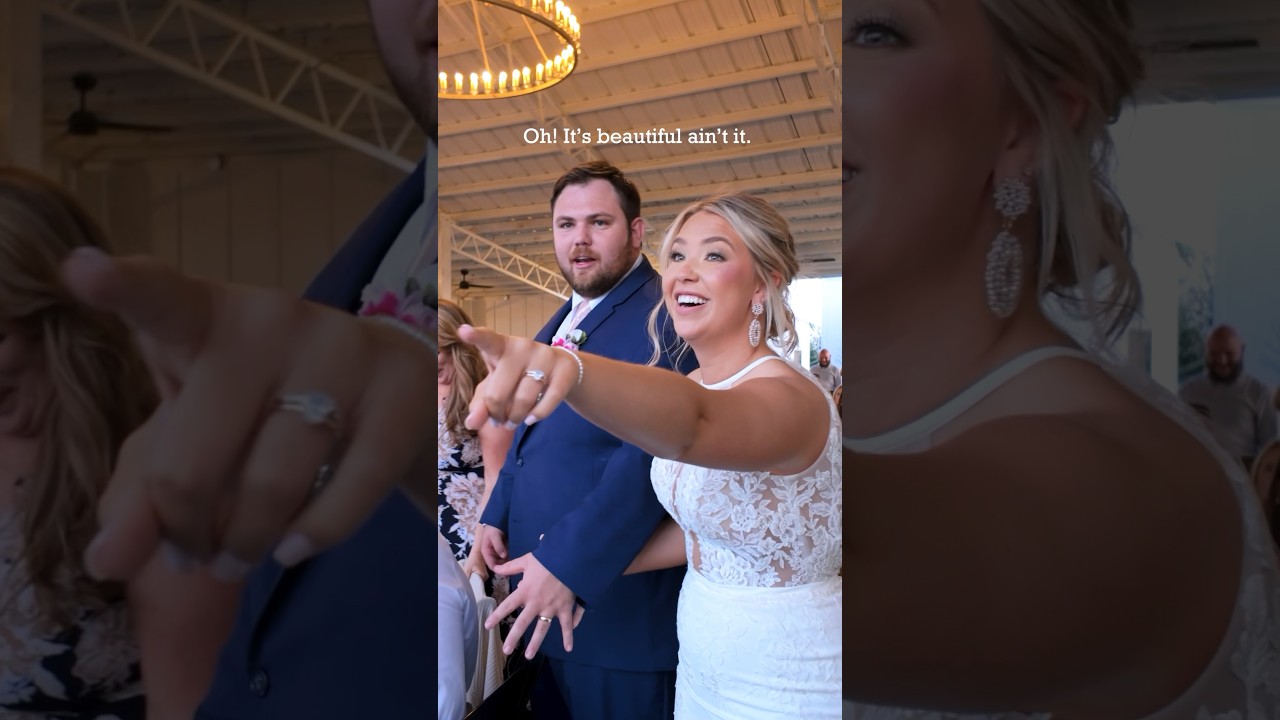 Watch This Couple Light Up as They Spot Their Live Wedding Painting! 🥰 #LiveWeddingPainter