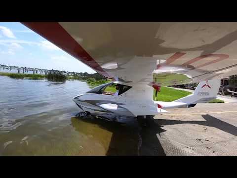 Icon A5: water takeoff Tavares Seaplane City