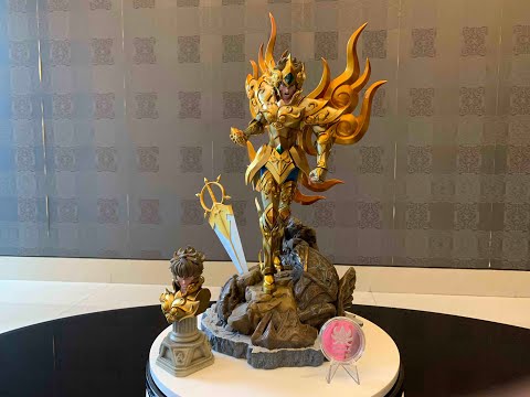 Unboxing WWF Studio Leo Aiolia