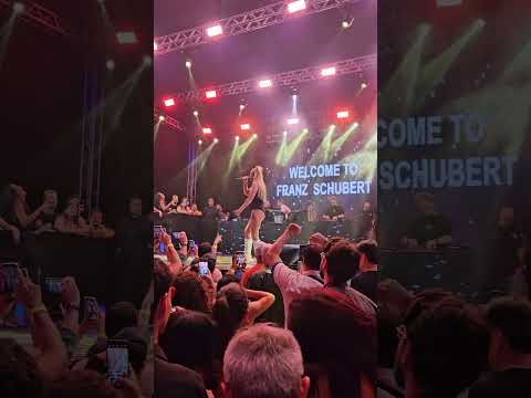 EVI GOFFIN ex LASGO - Alone 18/10/2024 SP