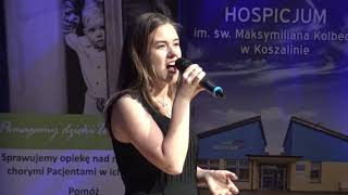 &quot;Rzeka Marzeń&quot; Beaty Kozidrak  podczas uroczystej Gali Wolontariatu w Koszalinie