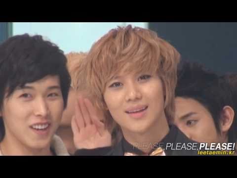 [fancam] 101230 SHINee Taemin waves to fancam @ K. GYDJ