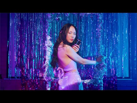 I Wish My Mind Would Shut Up (Official Music Video) - Ivoris