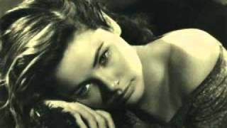 Download lagu Gene Tierney 'Never Saw Blue Like That' mp3 Download lagu Gene Tierney 'Never Saw Blue Like That' mp3