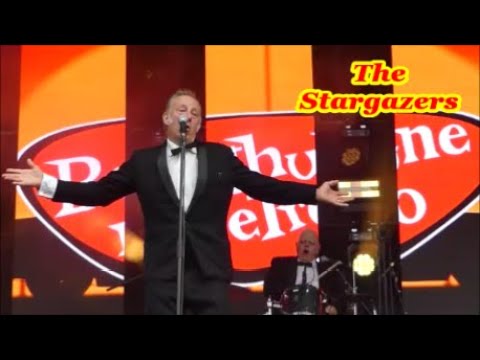 The STARGAZERS - Jump Around - #thestargazers #rocknroll #jump #swing #béthunerétro #1950smusic