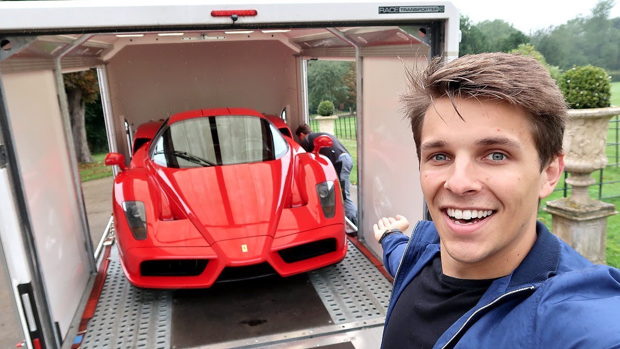 TAKING DELIVERY OF HIS £2,000,000 FERRARI ENZO!!