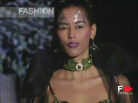 Fashion Show "Egon Von Furstenberg" Haute Couture Women Autumn Winter 2003 2004 Rome 4 of 6