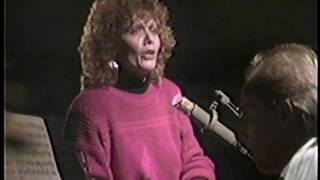 Maureen McGovern  "O Holy Night"