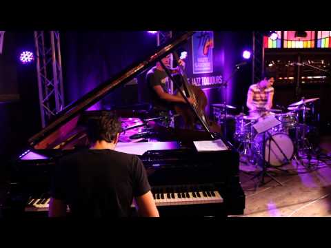 JAZZ SUR SON 31/  7 OCTOBRE 2011 Rémi Panossian trio