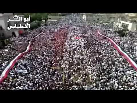 مظاهرة في ساحة العاصي في مدينة حماة في جمعة "أحفاد خالد" بقيادة إبراهيم القاشوش