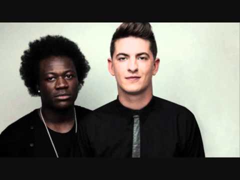 Live @ Barcelona Bookie (Skream & Benga feat. MC LowQui)