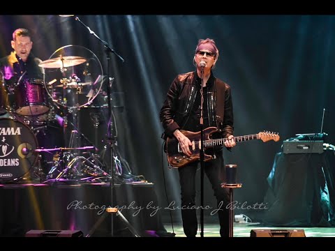 BoDeans "Only Love" LIVE @ Menlo Park Theater