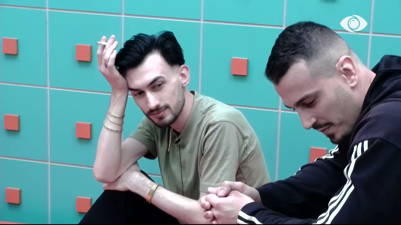 Lorna-Mirit: Pyeti pak vajzat çfarë shenje horoskopi janë