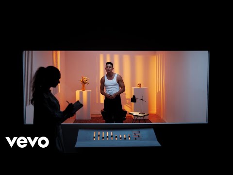 Sebastian - Nevinná ft. Poetika (Official Music Video)