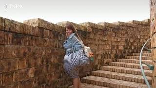 【TikTok】強風スカートチャレンジ