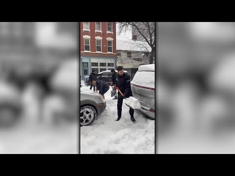 Mayor Mamdani helps shovel snow in Brooklyn