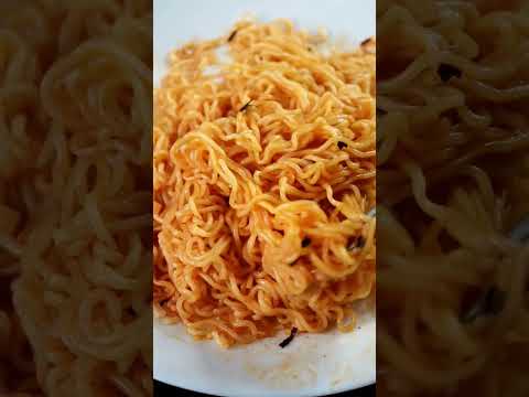 Bibim masculino Paldo picante com sabor suco de maçã #shorts