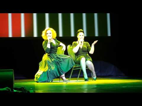 Battle of the Seasons Berlin - Jinkx & Michelle Visage