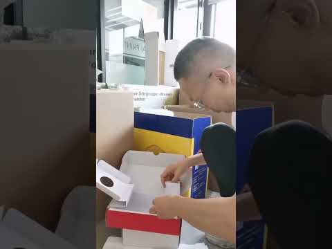 Box insert to hold customized products