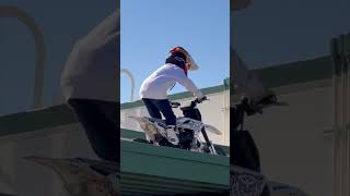 Экстремальный спорт Motocross Kid Is Wild